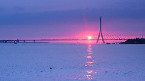 Danjiang Bridge at sunset 2015 rendering 03752